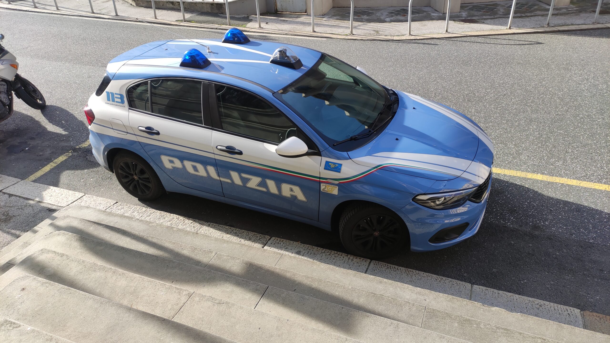 Auto Polizia Di Stato Polizia Postale