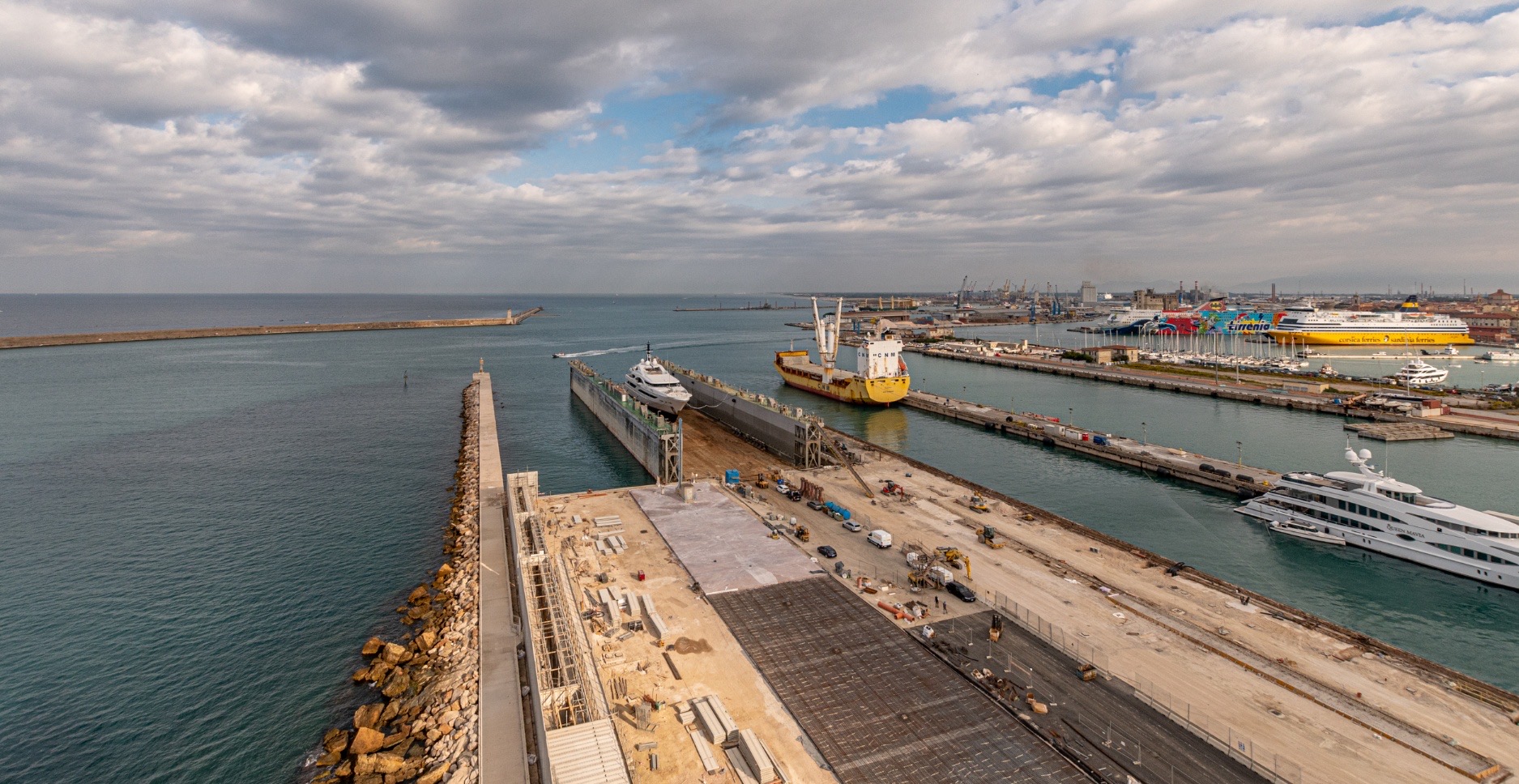 Il porto dall’alto di Elena Guardiani - 3 classificato