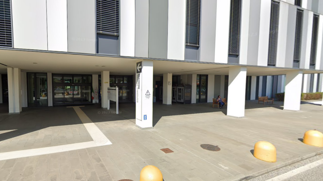 Ospedale Apuane Massa Carrara (immagine tratta da Google Maps)